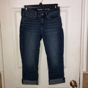 Levi Signature Modern Capri Size 2, W-26